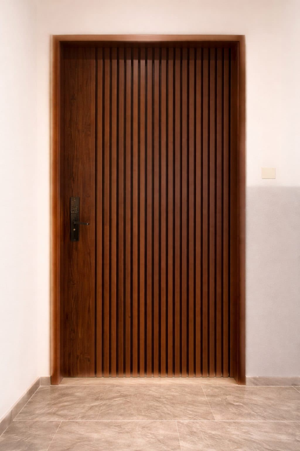 A fluted veneer door